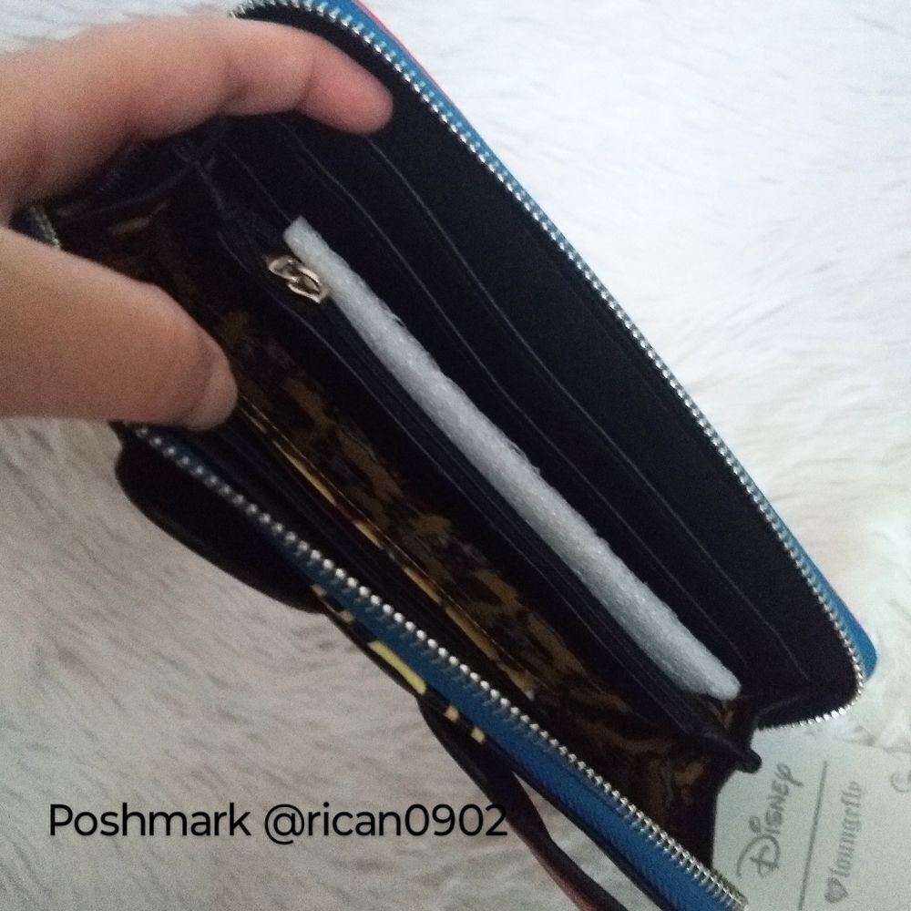 Disney Loungefly Pinocchio Mini Backpack & Wallet - Picture 8 of 8